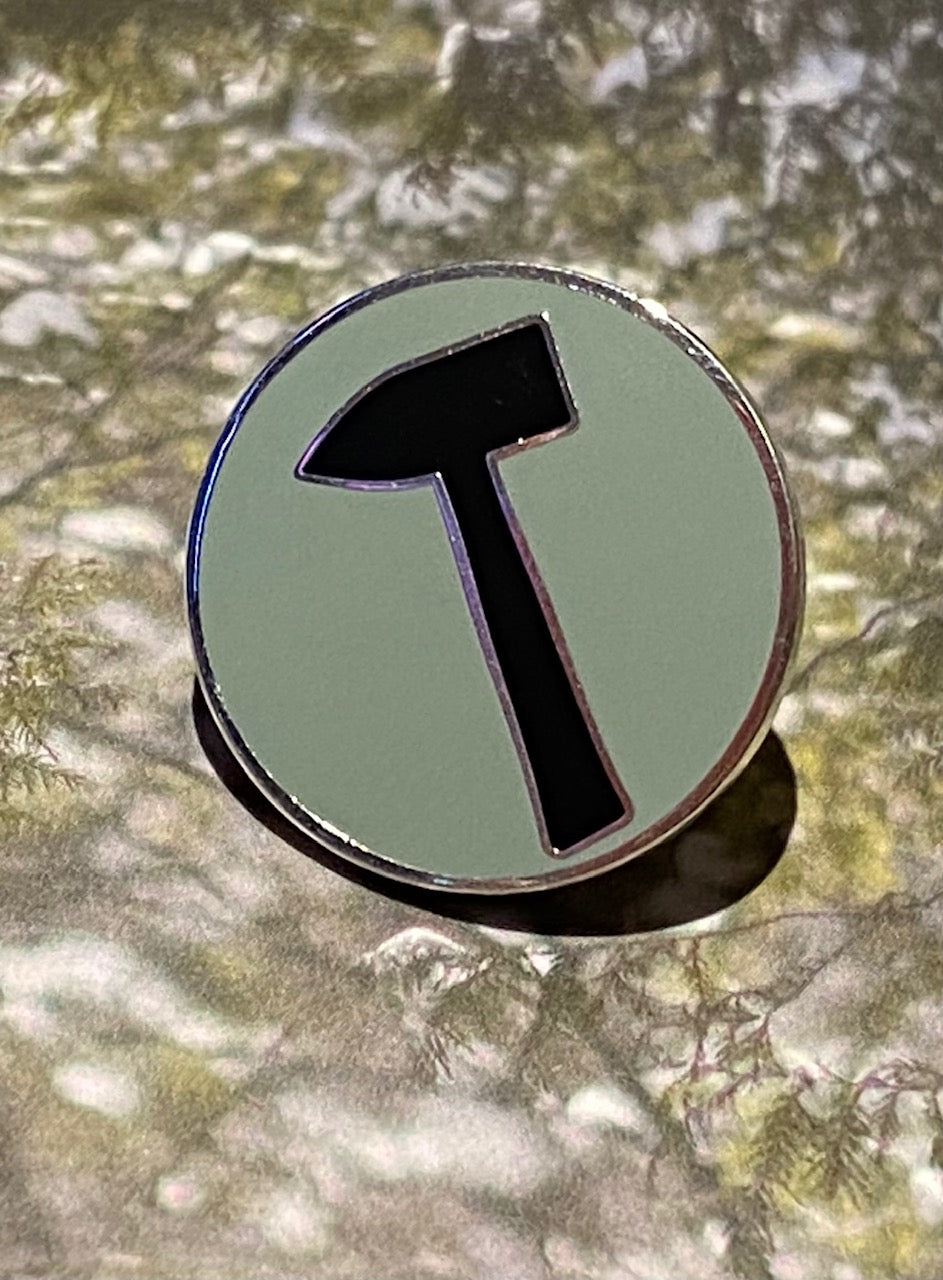 Stone Hammer Brewing Enamel Pin